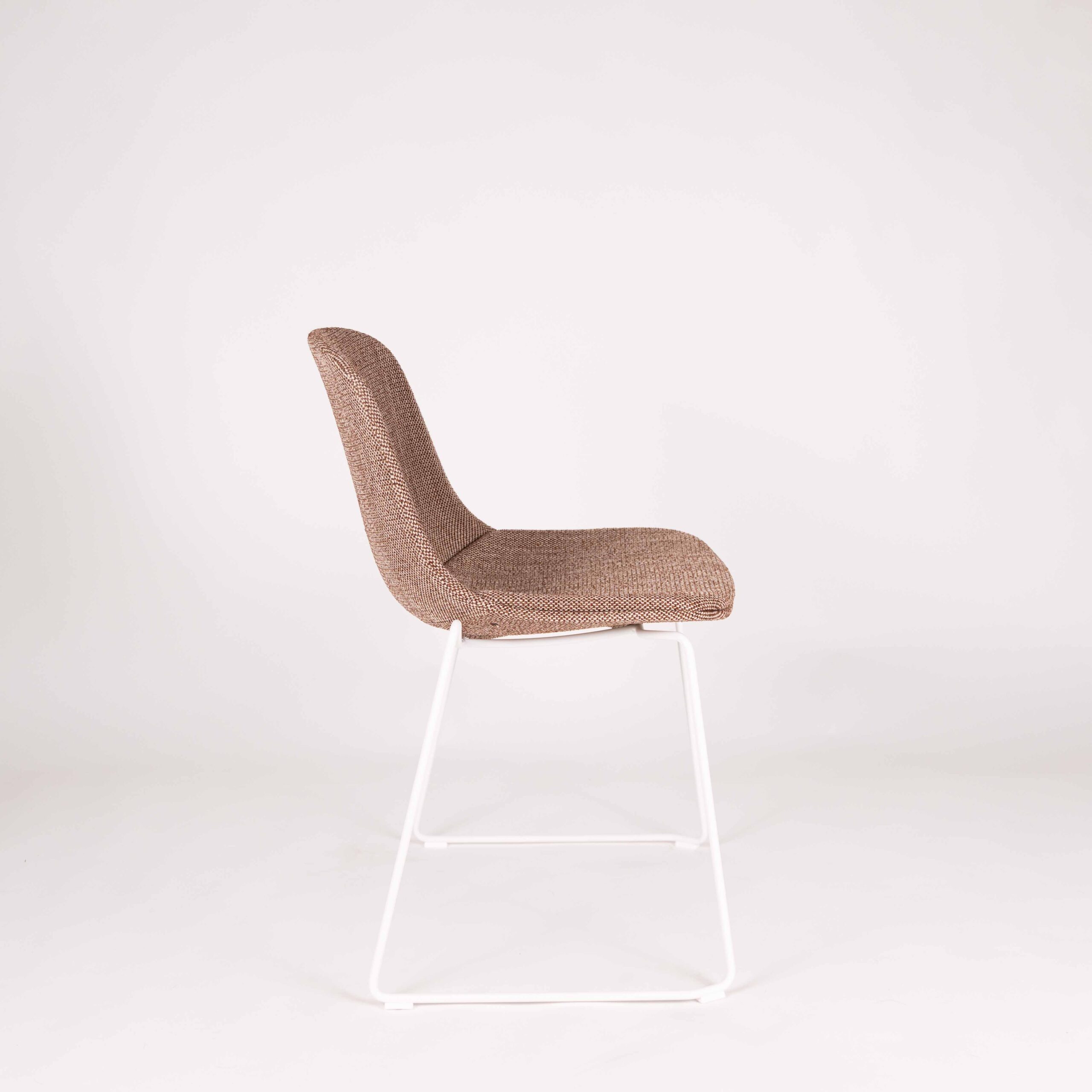 Narla, Umber | White