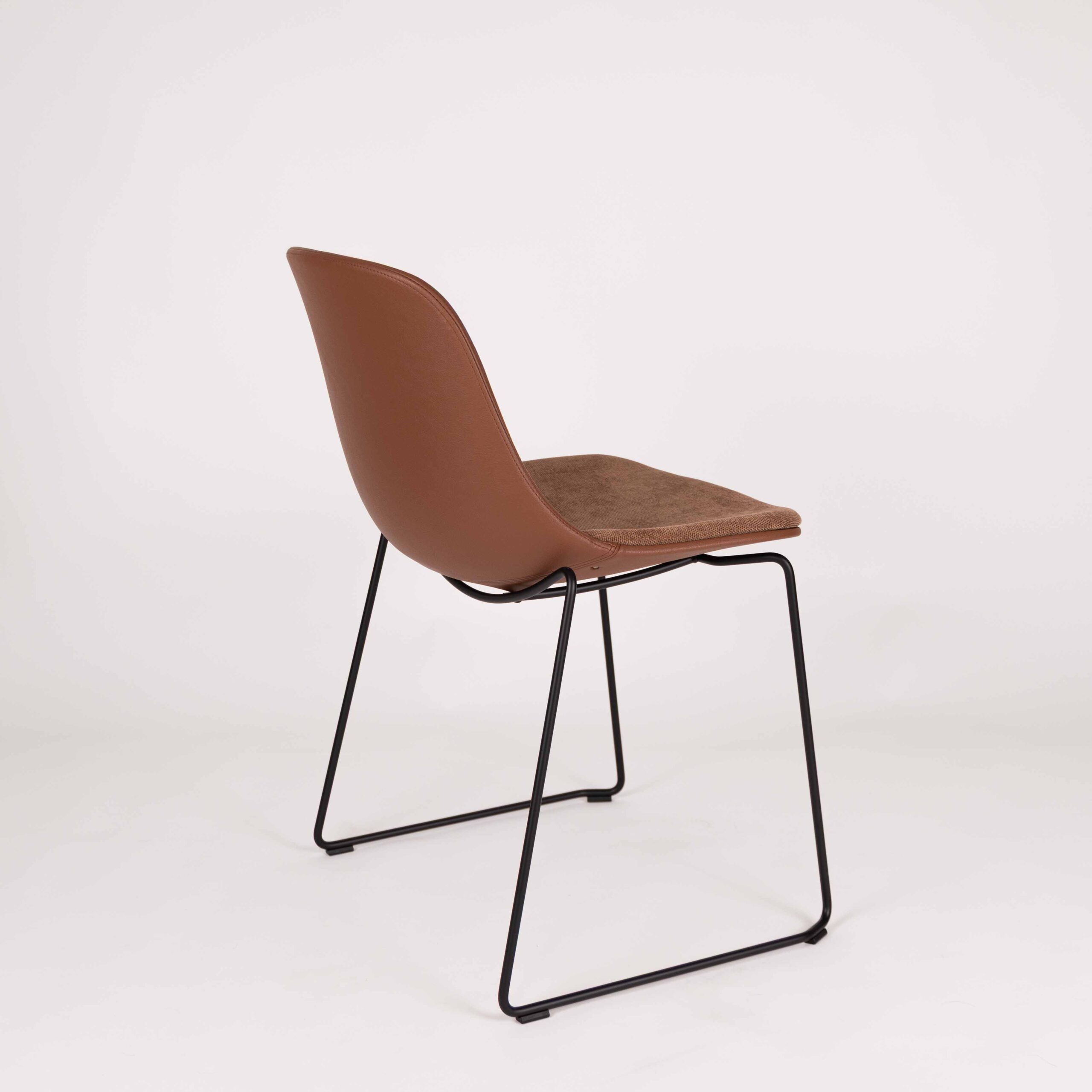 Larriat Russet / Copeland, Hazel | Black base
