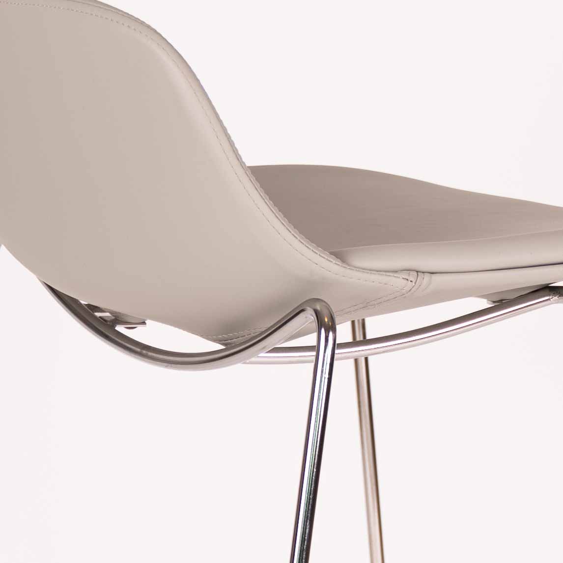 Luxe upholstered | Polished aluminium base 650H