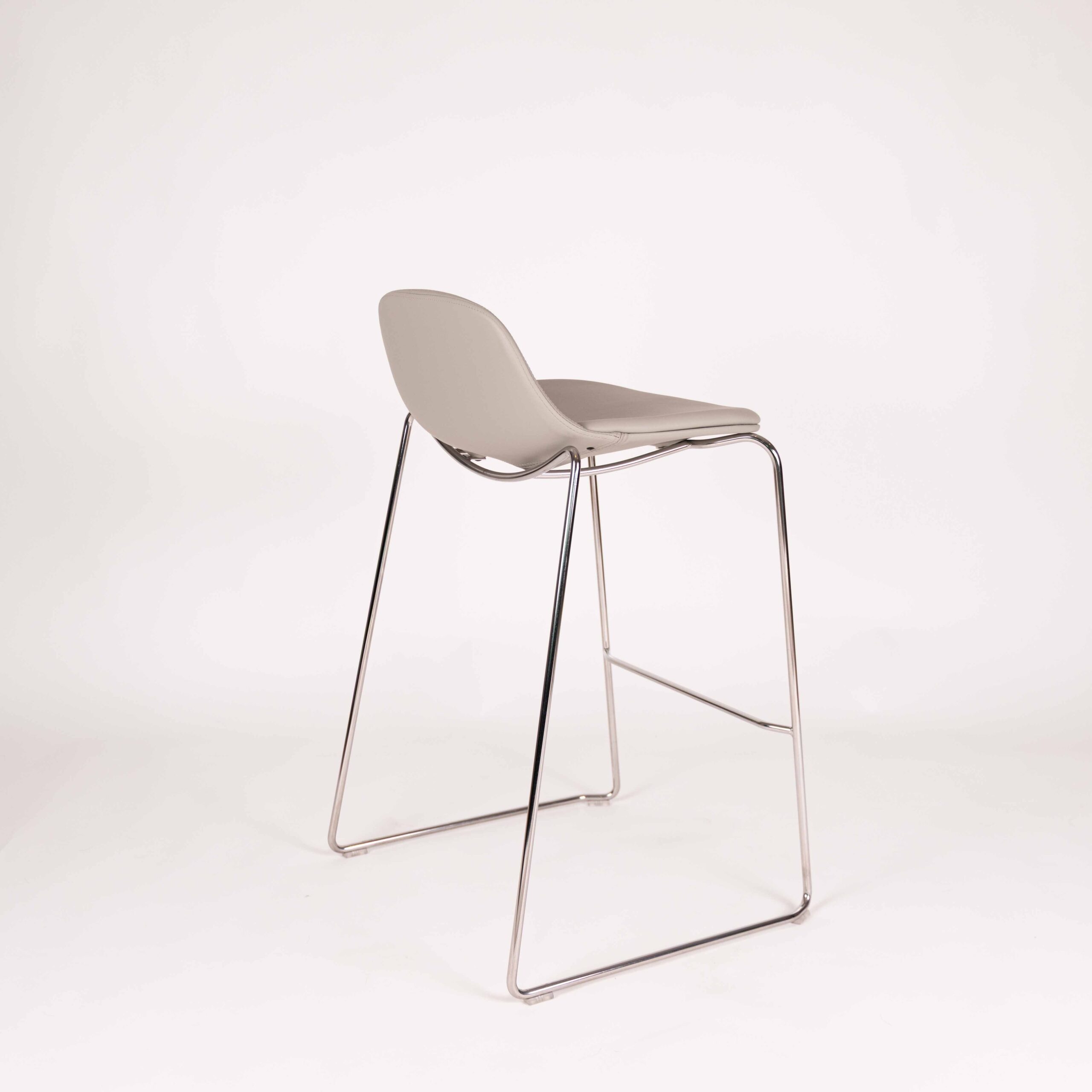 Luxe upholstered | Polished aluminium base 650H