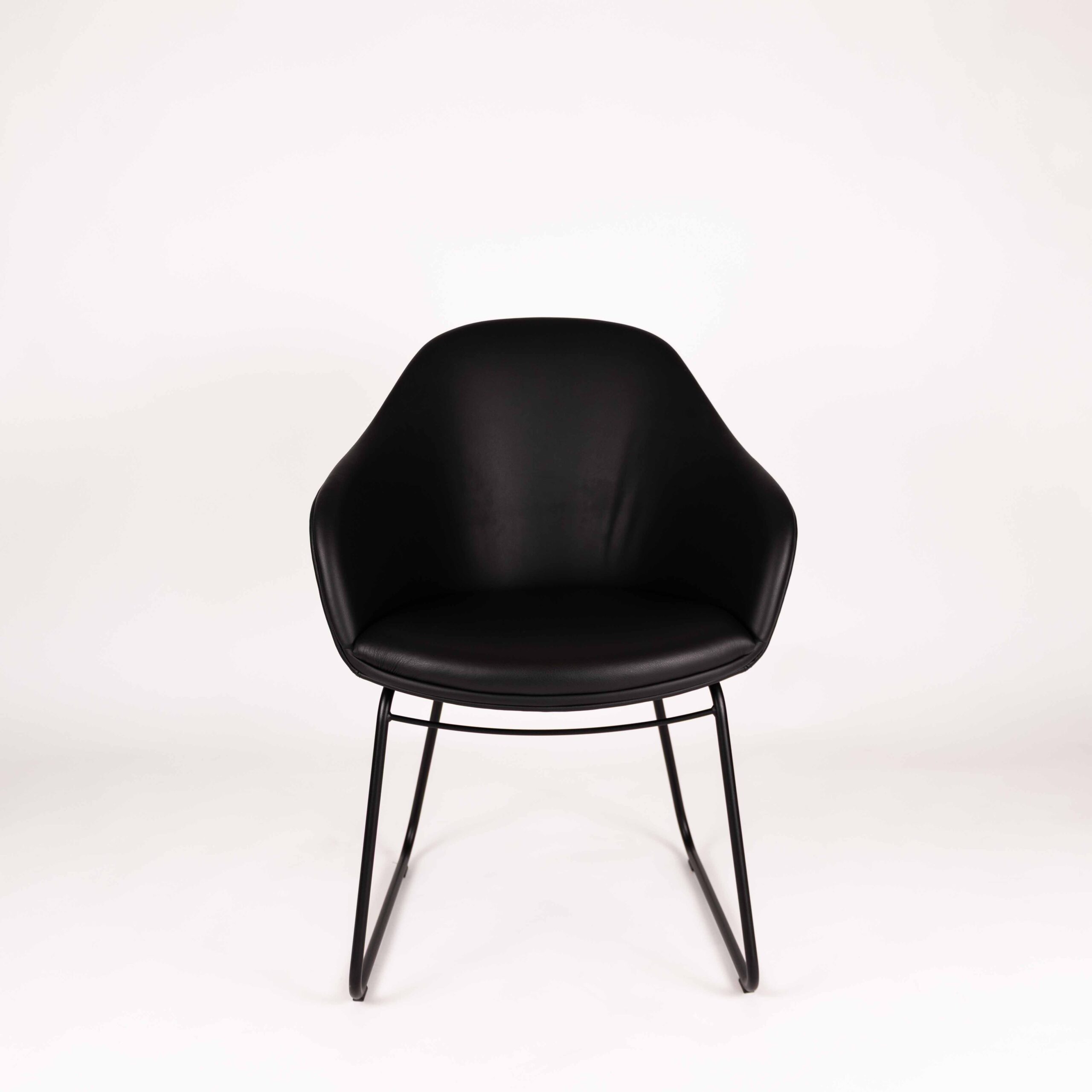 New Victoria, Black | Black base
