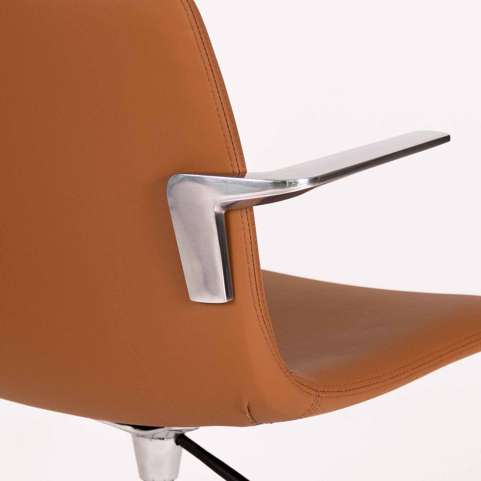 Vegas, Sienna | Polished Aluminium