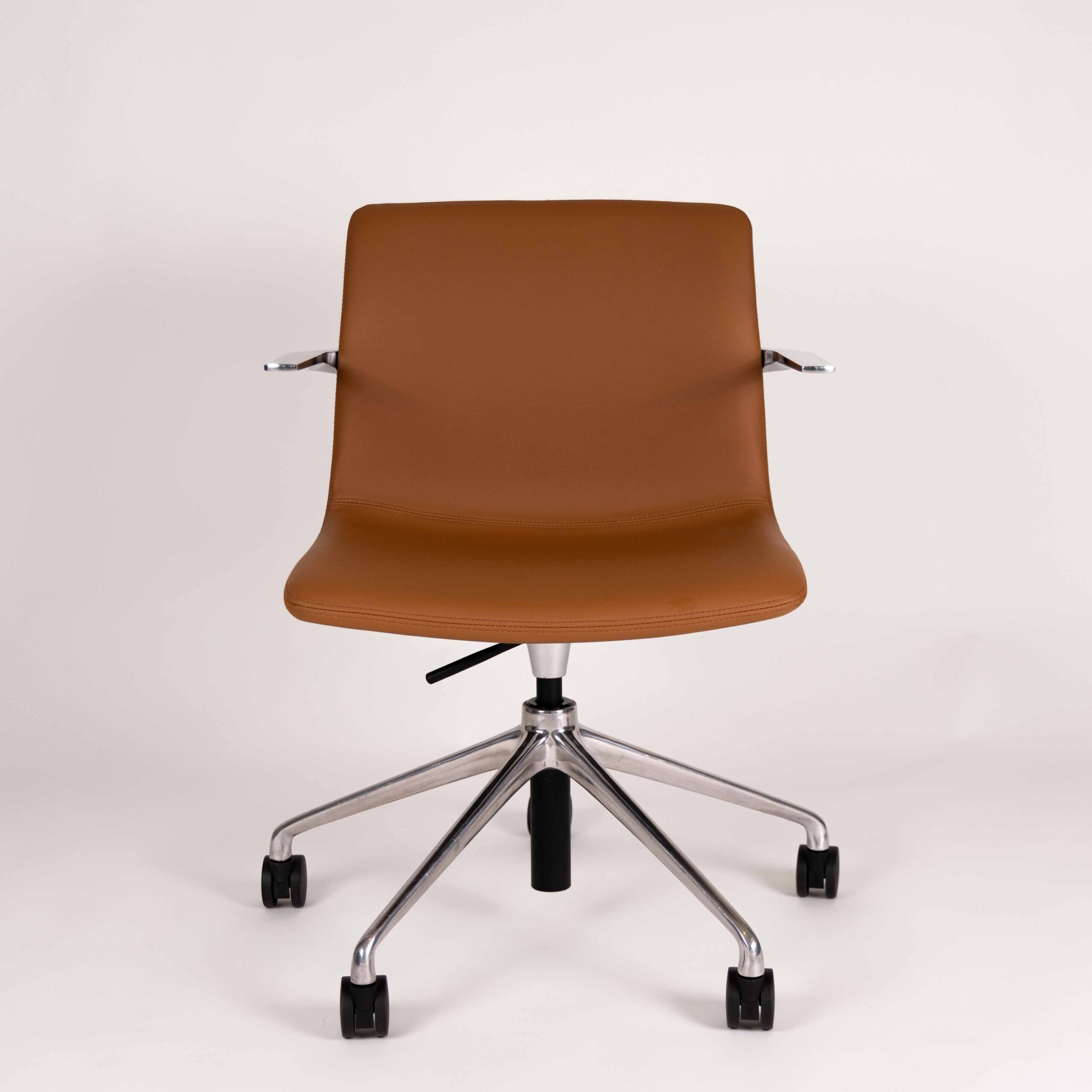 Vegas, Sienna | Polished Aluminium