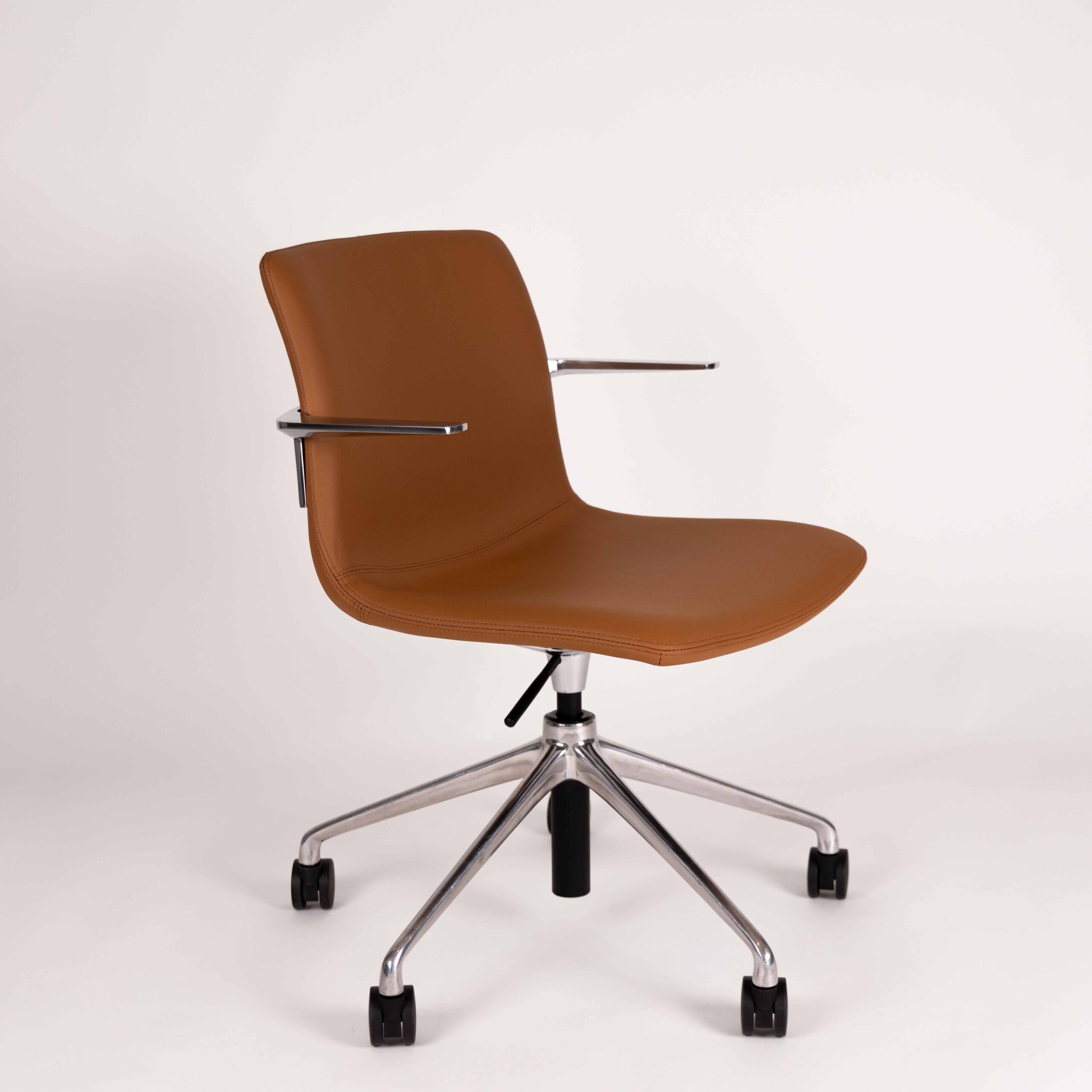 Vegas, Sienna | Polished Aluminium